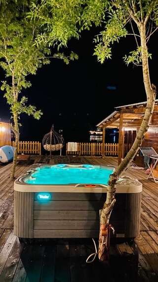 Дома для отпуска Vintage Chalet with private Jacuzzi and Sun bed Улцинь Дом с 2 спальнями-3