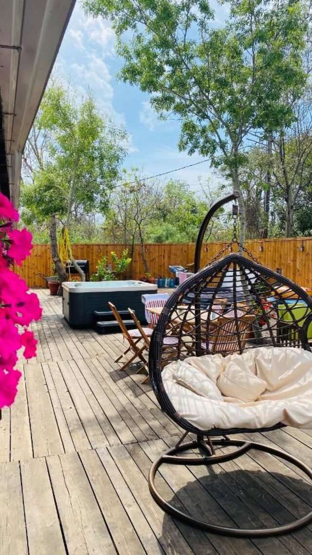 Дома для отпуска Vintage Chalet with private Jacuzzi and Sun bed Улцинь-4