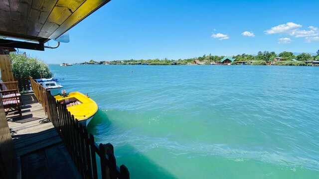 Дома для отпуска Vintage Chalet with private Jacuzzi and Sun bed Улцинь-25